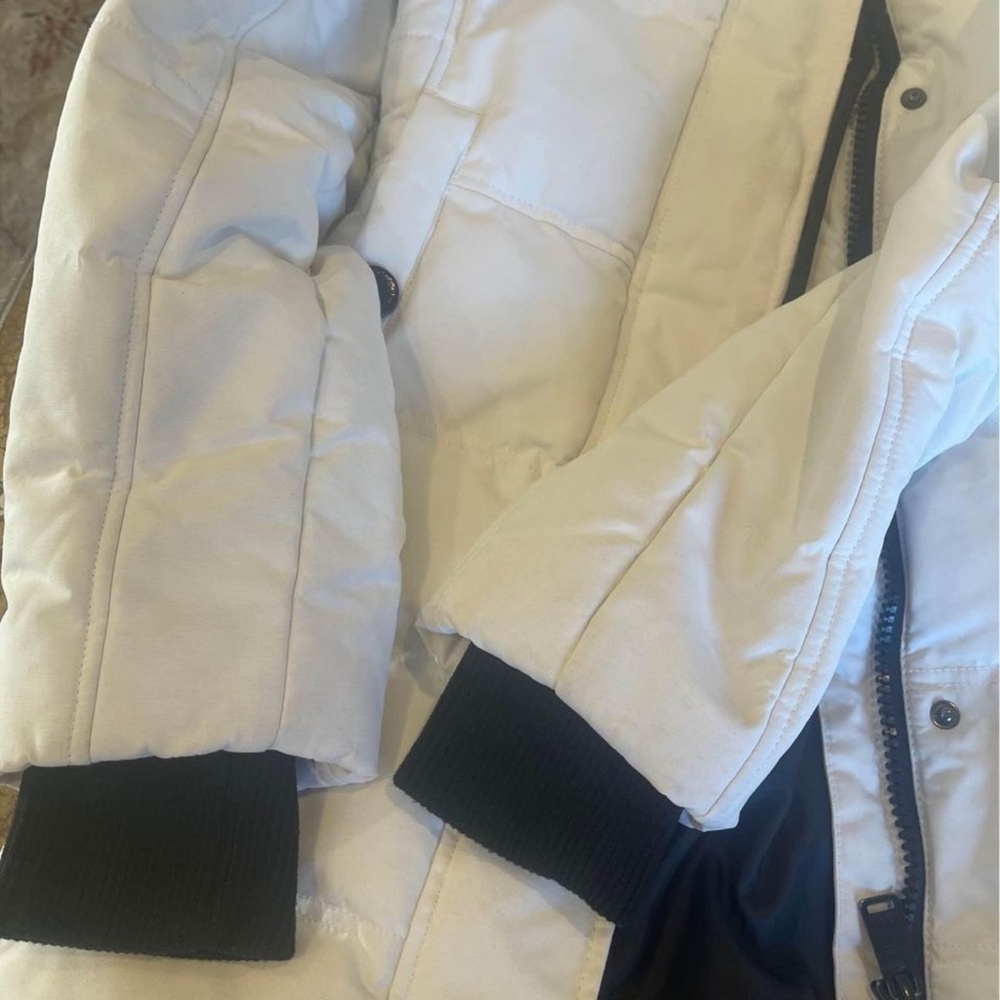 Noize White Parka Size Large - image 6